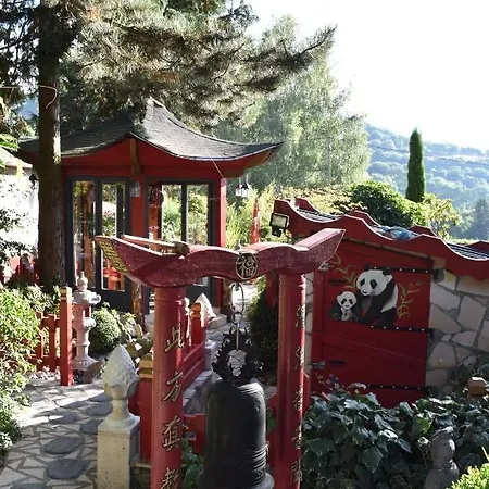 Au Printemps Japonais, Petit Train De La Mure, Parc Des Ecrins *